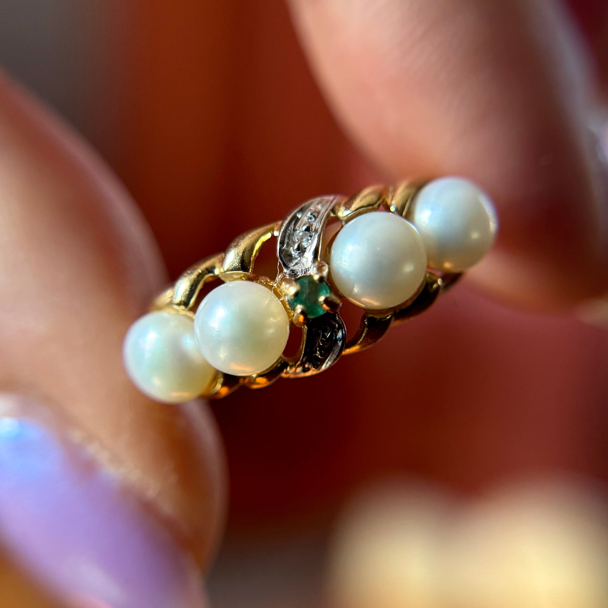 Estate Find 14kt Gold Pearl, Emerald + Diamond Ring