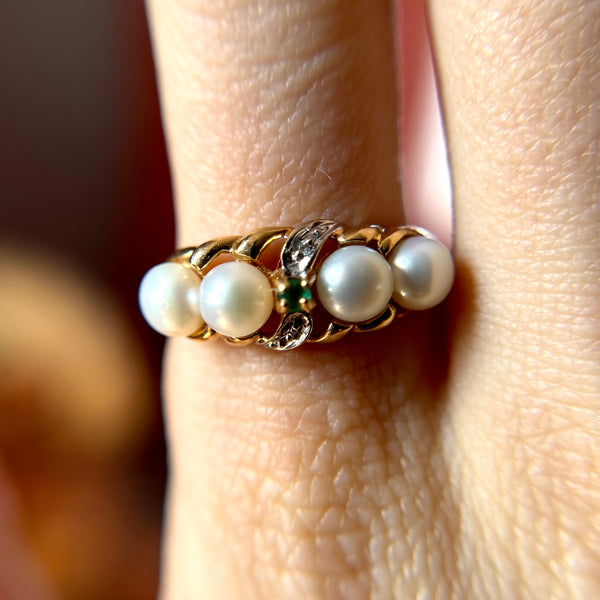 Estate Find 14kt Gold Pearl, Emerald + Diamond Ring