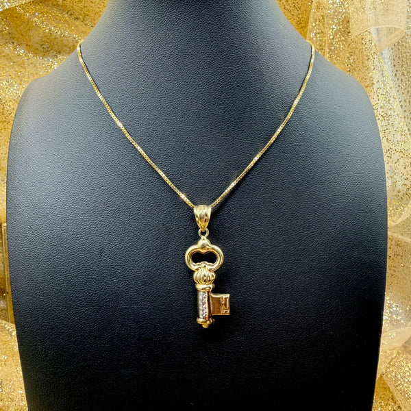 10kt Tri Gold Skeleton Key Pendant