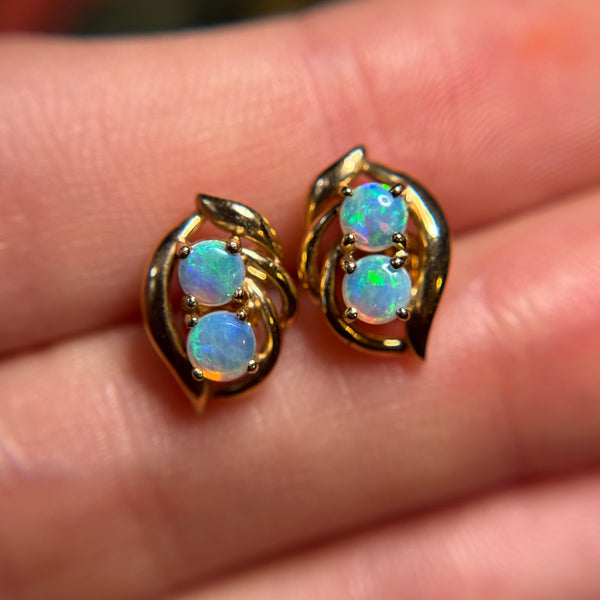 Vintage 14kt Gold Opal Earrings