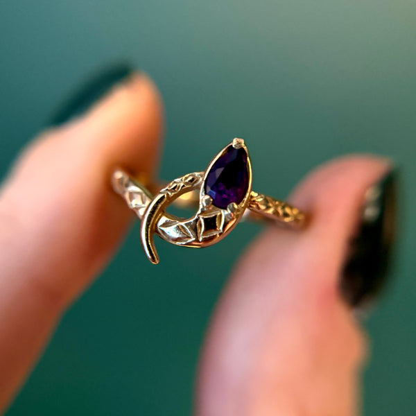 Vintage 9ct Gold Amethyst Snake Ring