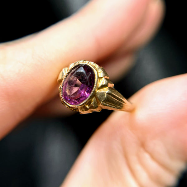 Vintage 10kt Gold Purple Glass Ring