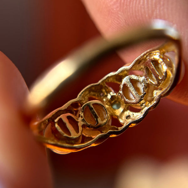 Estate Find 14kt Gold Pearl, Emerald + Diamond Ring