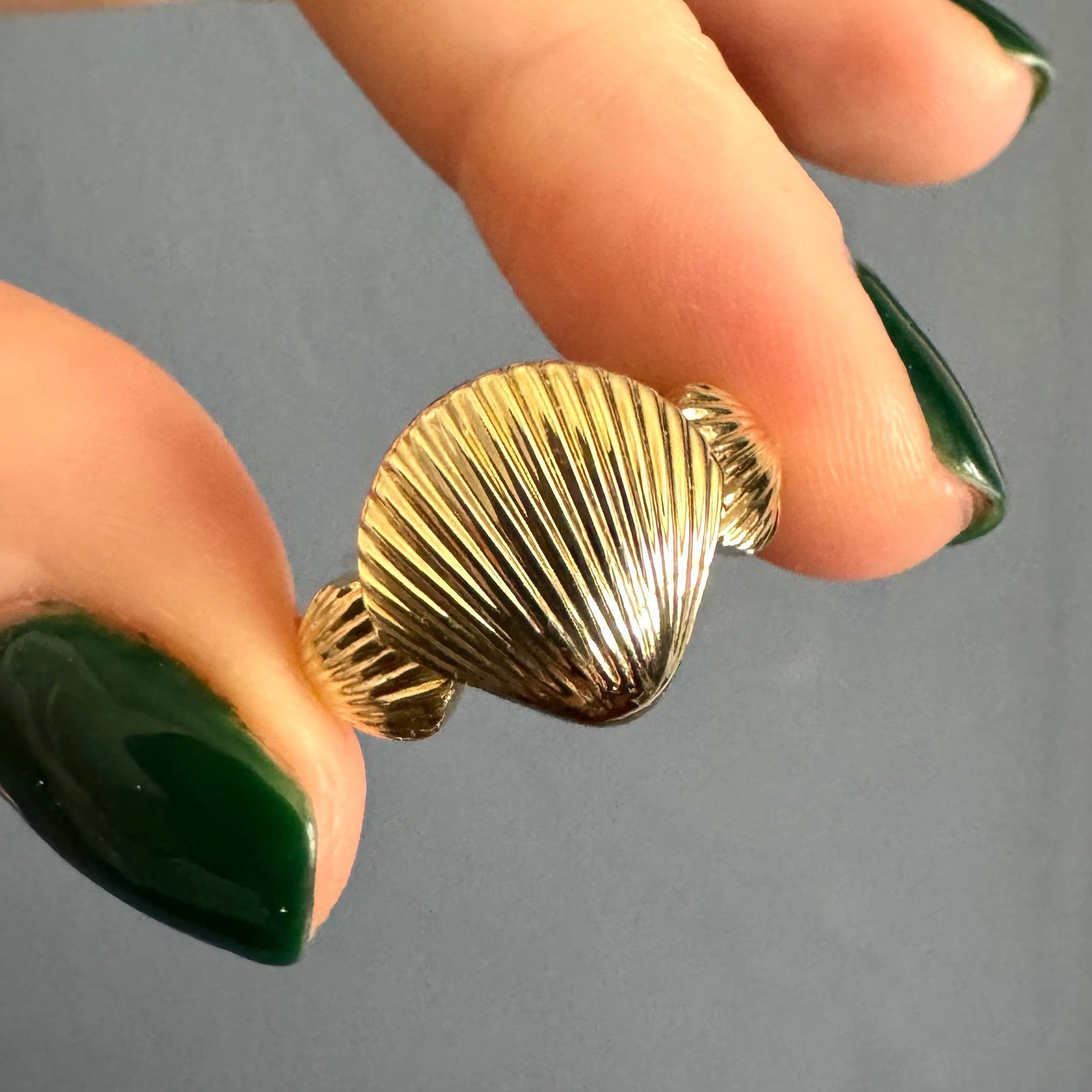 Vintage 14kt Gold Seashell Ring