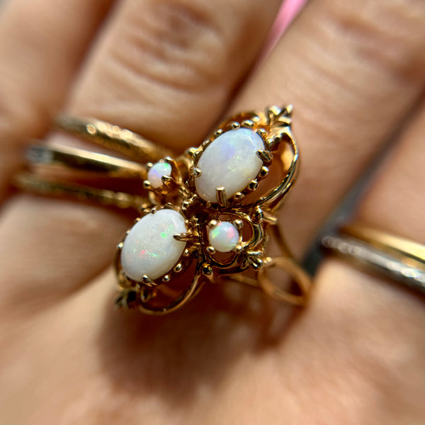 Vintage 10kt Gold Opal Statement Ring