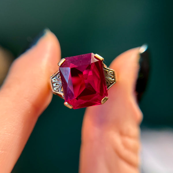 10kt Gold Synthetic Ruby Ring