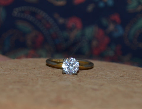 18kt Gold Plated Ring with Solitaire Stone