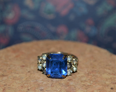 Vintage Blue Stone Cocktail Ring