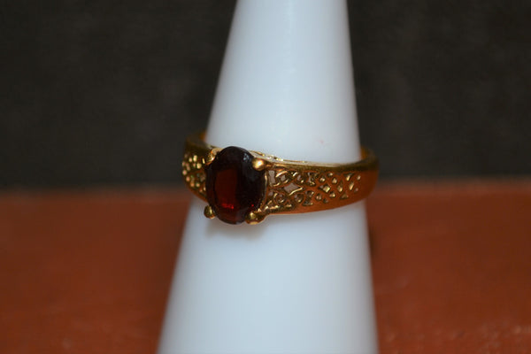 Vintage Filigree Ruby Ring