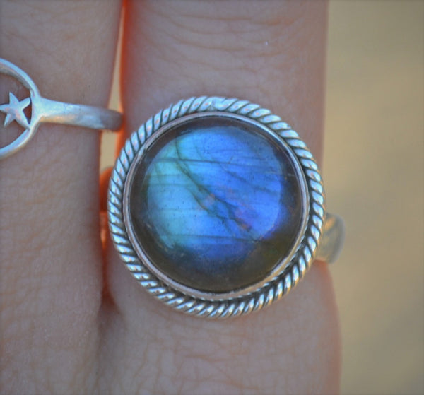 Sterling Silver Genuine Labradorite Dome Ring