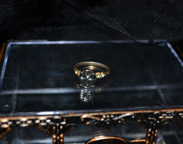 Vintage Crystal Ball Ring 🔮