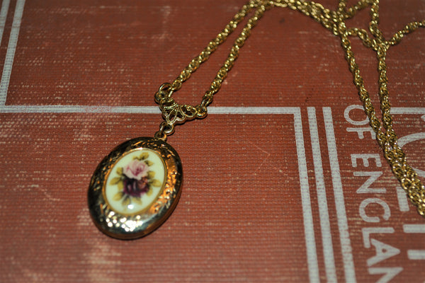 Vintage Floral Locket Necklace