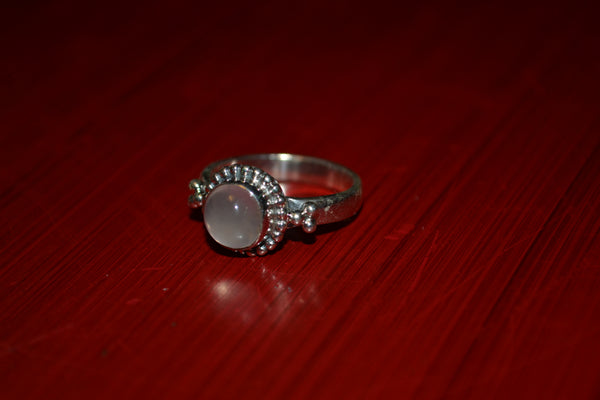 Vintage Moonstone 925 Silver Ring