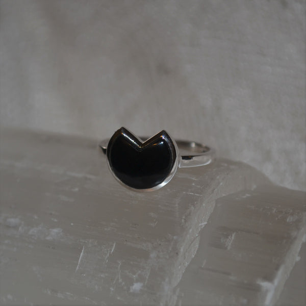 Sterling Silver Onyx Abstract Ring (1.9ct)
