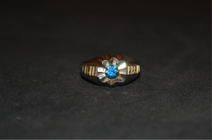 OLD Unmarked Estate Ring 💙