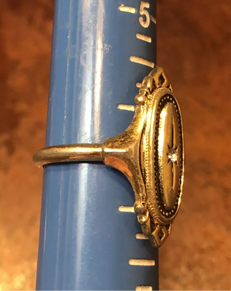 1970’s Victorian Style Gold Tone Ring