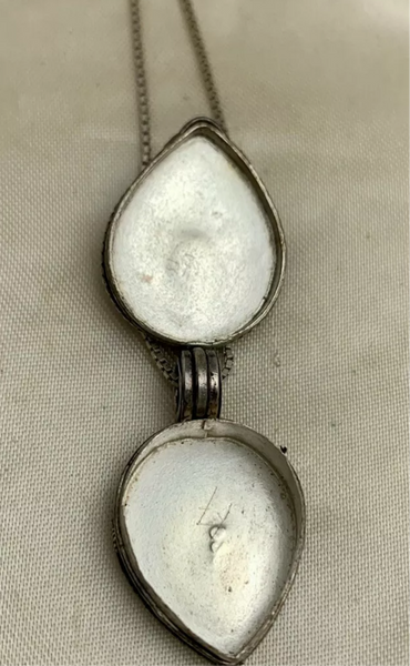 Vintage Italian Sterling Silver Amber Stone Stash/Poison Necklace