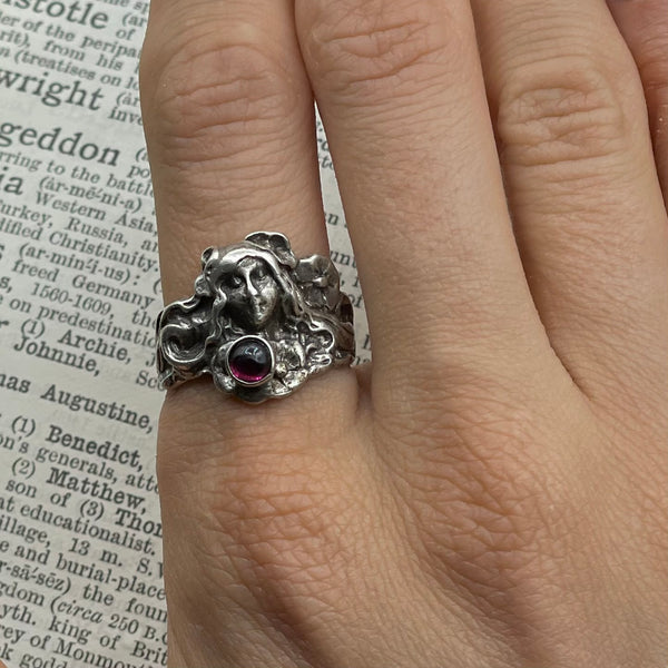 Estate Find Sterling Silver Goddess Face Ring with Amethyst Cabochon