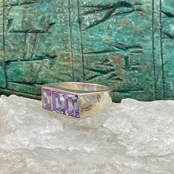 Vintage 1970’s Sterling Silver Purple CZ Channel Set Ring