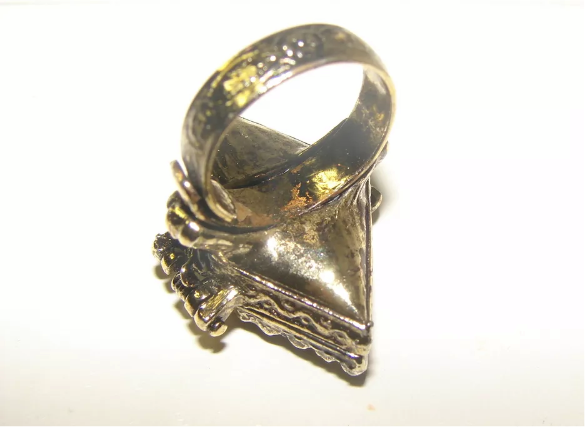 Unique Vintage Neptune Poison Ring