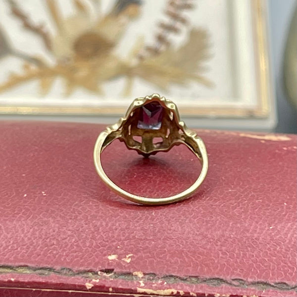 1940’s 10kt Yellow Gold Ornate Alexandrite Ring