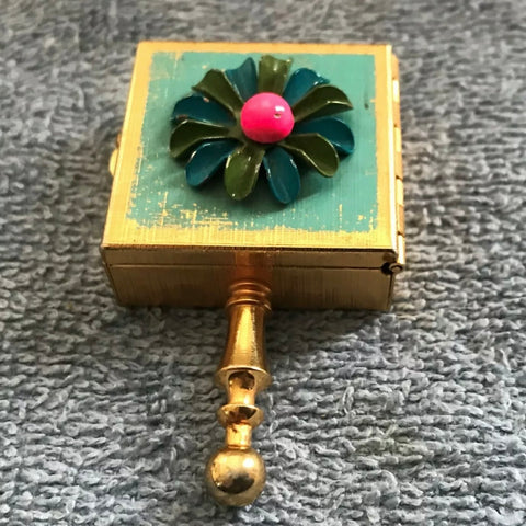 Vintage Floral Design Pillbox/Snuff Box