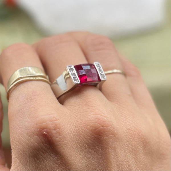 Sterling Silver Mid Century Ring with Faceted Garnet Gemstone