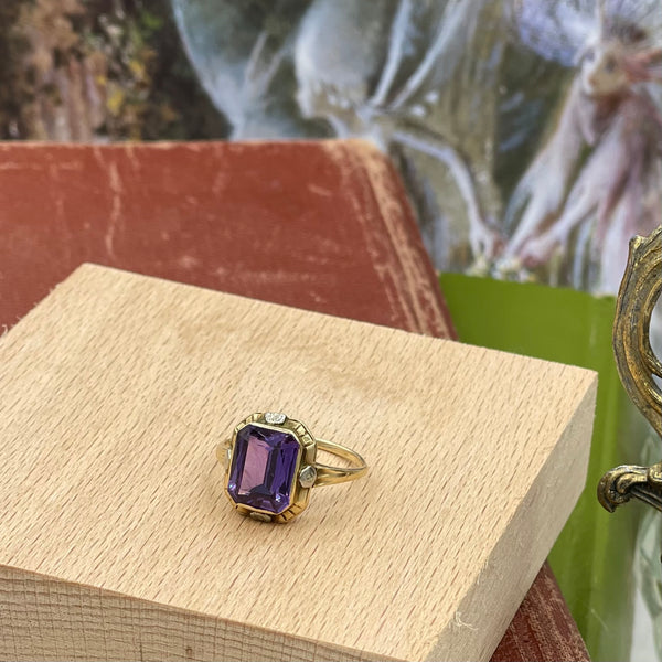 Vintage 10kt Yellow and White Gold Amethyst Ring