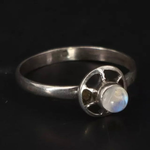Vintage Sterling Silver Moonstone Orb Ring