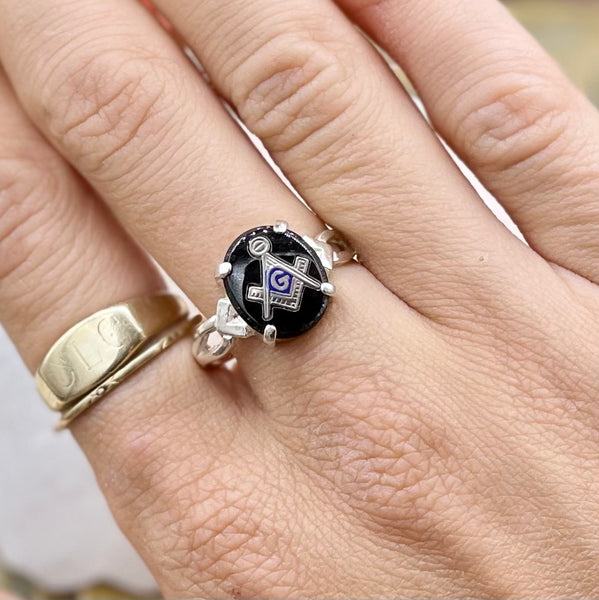 Vintage Sterling Silver Masonic “G” Initial Ring