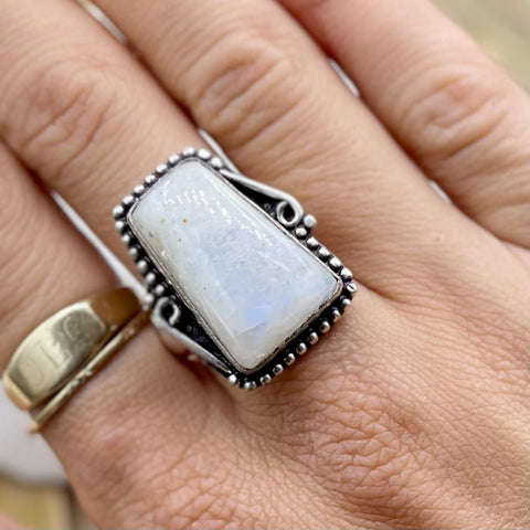 Vintage Sterling Silver Large Cloudy Moonstone Ring