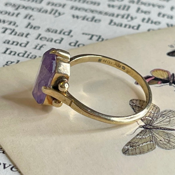 Victorian England 9ct Gold Fancy Cut Amethyst Ring - Unique Setting
