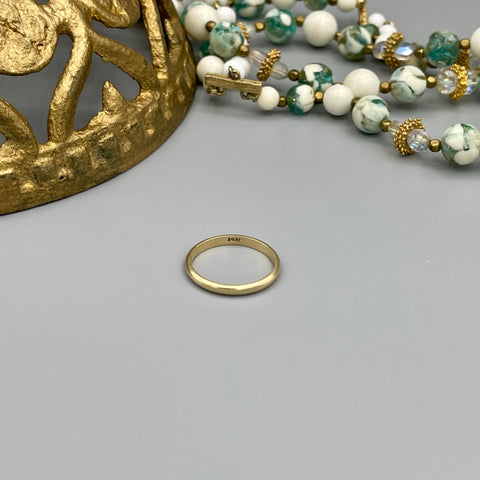 Vintage 14kt Gold Band (1.8 grams)