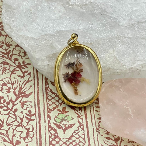 Vintage/Possibly Antique Dried Flower Keepsake Locket Fob