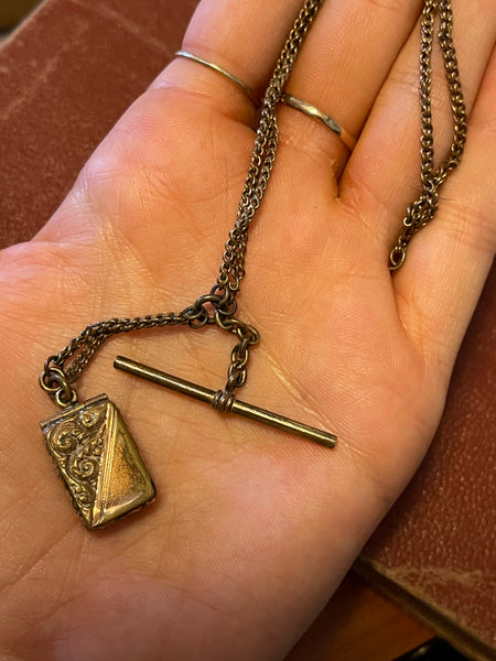 Antique Gold Filled Victorian Locket on Chain