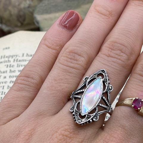 Vintage Sterling Silver Mother of Pearl Open Work Ring