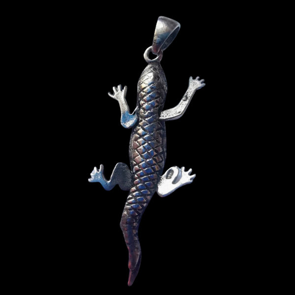 Unusual Vintage Sterling Silver Articulated Open Work Lizard Pendant