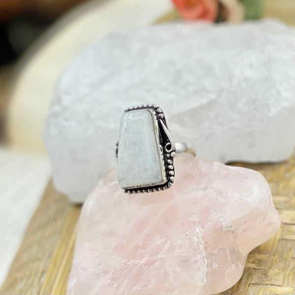 Vintage Sterling Silver Large Cloudy Moonstone Ring
