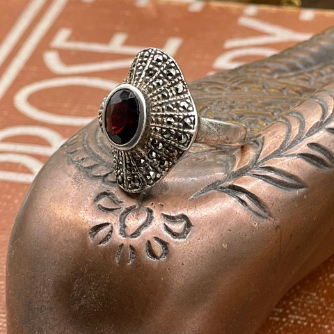 Vintage Abstract Garnet Sterling Silver Ring
