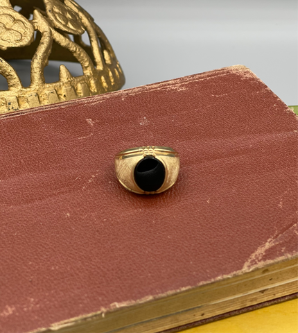 Vintage 14kt Gold Filled Bezel Set Onyx Ring