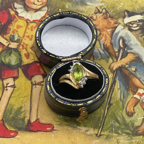 Vintage 10kt Yellow + White Gold Peridot Ring