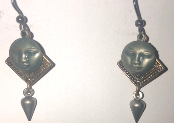 Vintage Handmade Full Moon Earrings 🌝