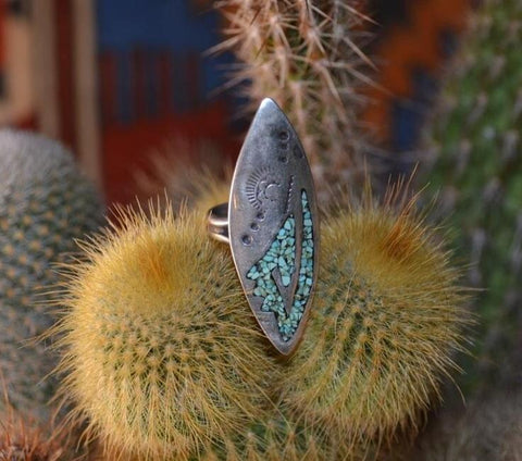 Navajo Handmade Crushed Turquoise Engraved Ring