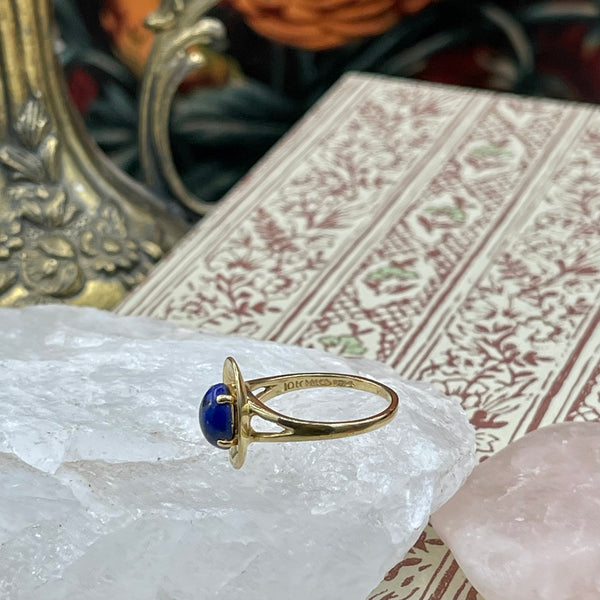 Vintage 10kt Yellow Gold Shield Lapis Lazuli Ring