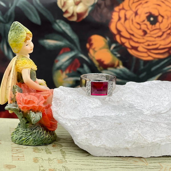 Sterling Silver Mid Century Ring with Faceted Garnet Gemstone