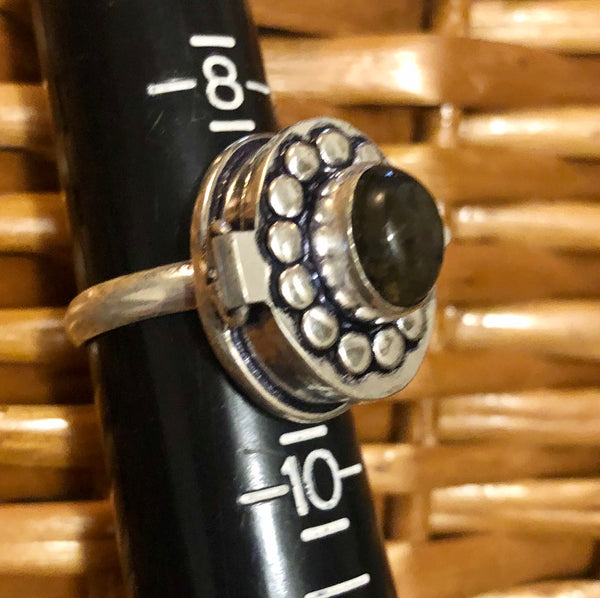 Labradorite 925 Silver Poison Ring ☠️